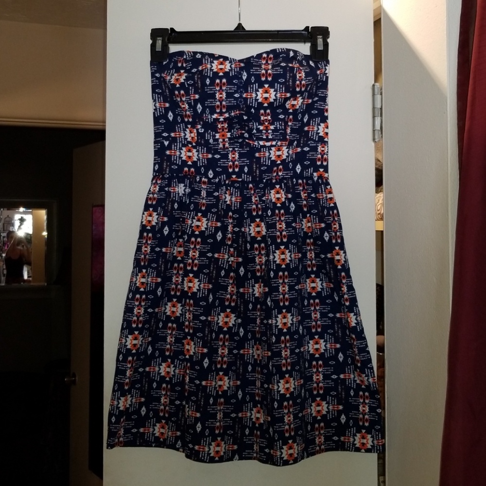 Strapless dress